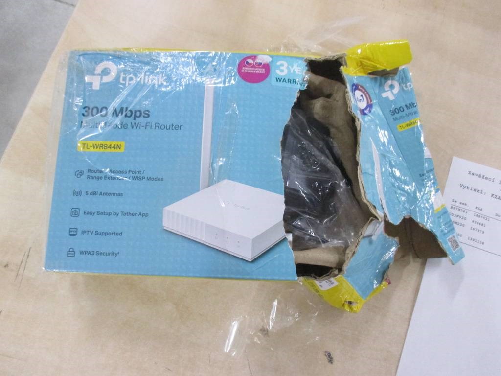 BAZAR - TP-Link TL-WR844N WiFi4 router (N300, 2,4GHz, 4x100Mb/s LAN, 1x100Mb/s WAN) - Poškozený obal (Komplet)